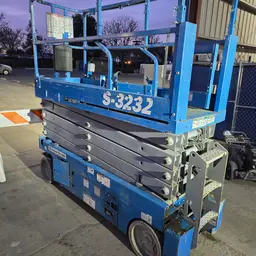 2017 Genie GS-3232 Scissor Lift