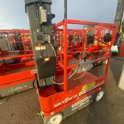 2018 Skyjack SJ12 Self-Propelled One-Person Lift