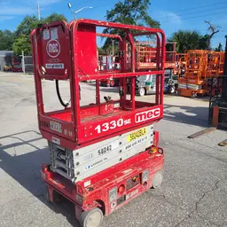 2018 MEC 1330SE Scissor Lift
