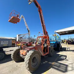 2014 SKYTRAK 8042 Forklift