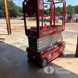 2019 MEC MICRO 19 Scissor Lift