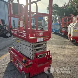 2018 MEC MICRO 19 Scissor Lift
