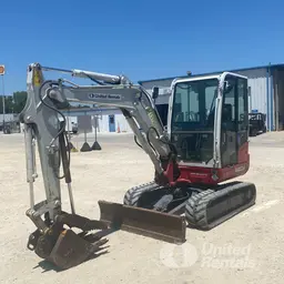 2022 Takeuchi TB235-2CR Mini Excavator