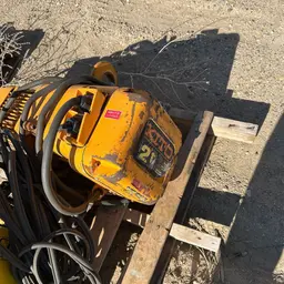 2012 JD NEUHAUS PROFI 3T/6T Hoist