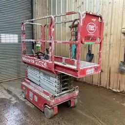 2019 MEC MICRO 19 Scissor Lift