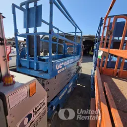 2017 Genie GS-3232 Scissor Lift