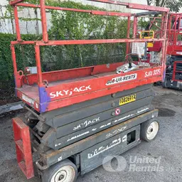 2018 Skyjack SJIII3226 Scissor Lift