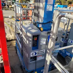 2017 Genie GR-20 Self-Propelled One-Person Lift