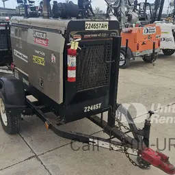 2019 Lincoln Electric VANTAGE 435 Welder