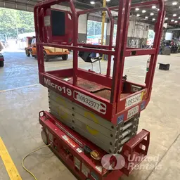 2019 MEC MICRO 19 Scissor Lift