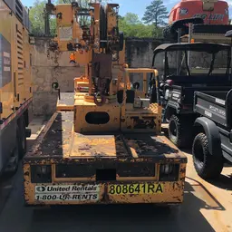 2010 Broderson IC-35-2E