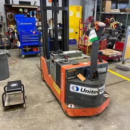 2017 Toyota 6BWC20 Warehouse Forklift