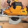 Dewalt DWE575 circular saw in action from the side
