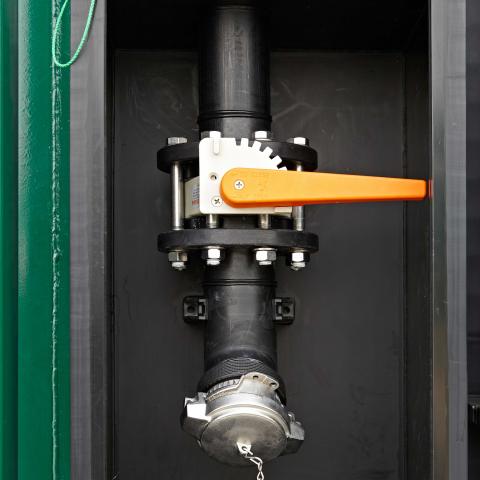 DW-PT - PVC butterfly valve in drip tray cabinet